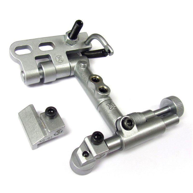 Zipper Guide and Roller Guide                                                  .